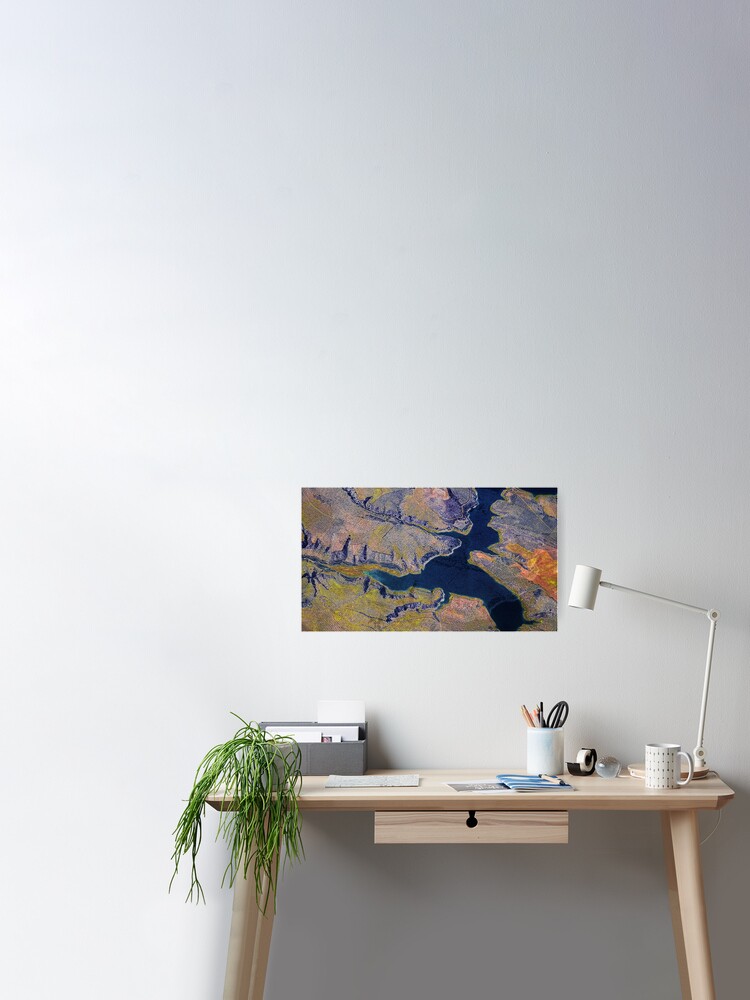 Poster - 01.jpg